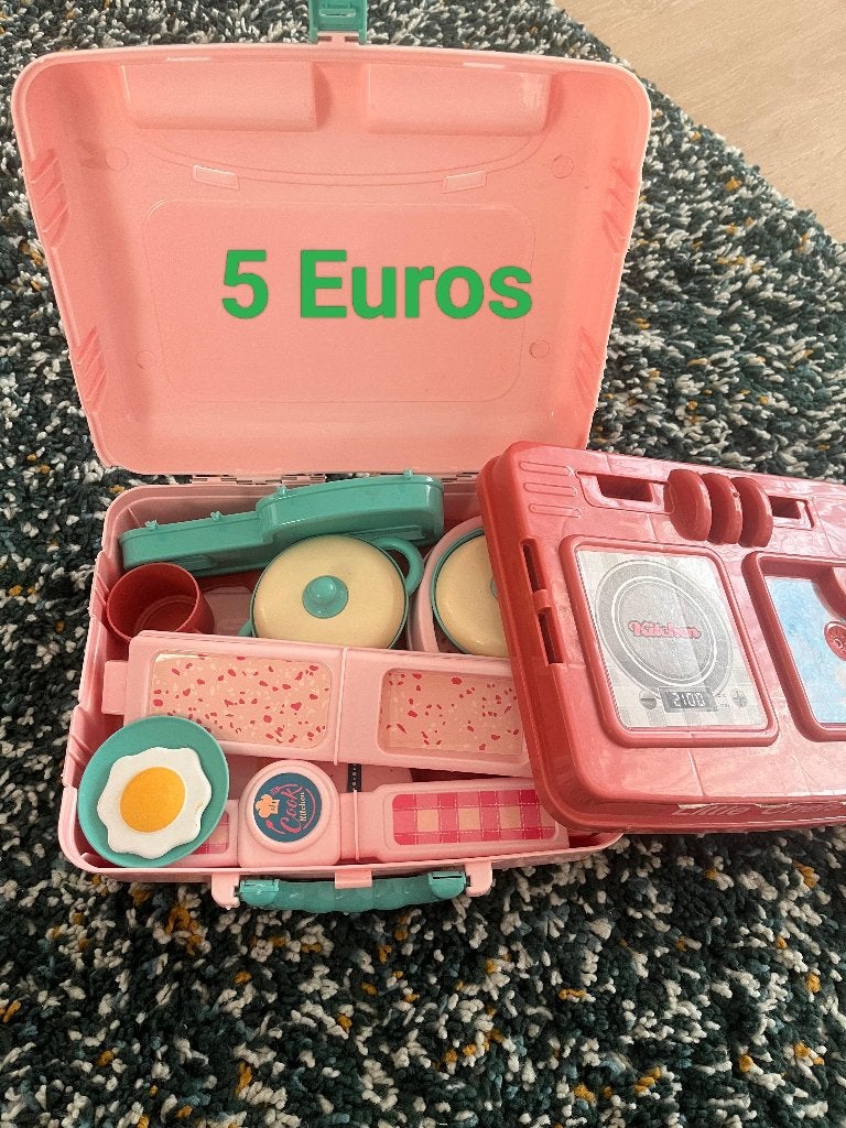 Kid’s portable kitchen set, Ophalen, Zo goed als nieuw