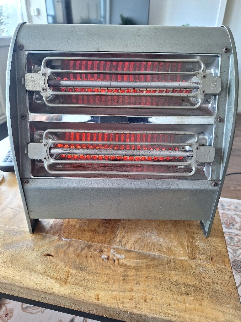 Jaren 60 kacheltje electrisch Iventum., Ophalen
