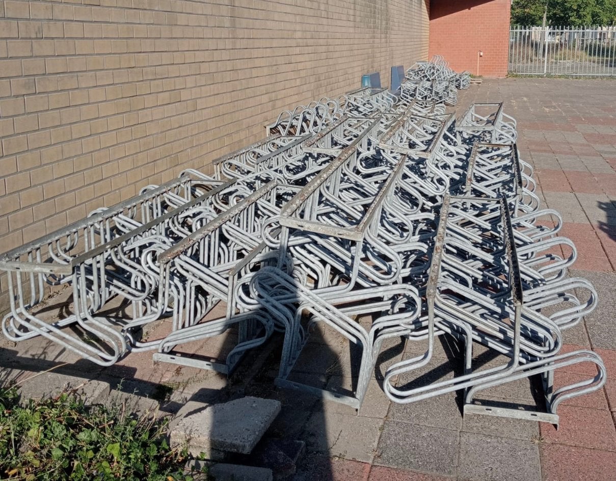 Grote partij fietsenrekken ideaal voor projecten, Ophalen of Verzenden