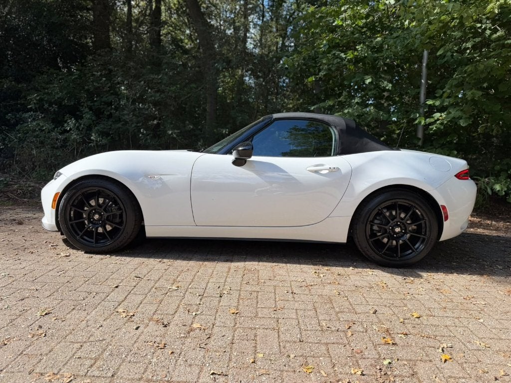 Mazda MX-5 2.0 SkyAc-G 160 GT-M 2016, Auto's, 1037 kg, Bluetooth, Wit, Leder