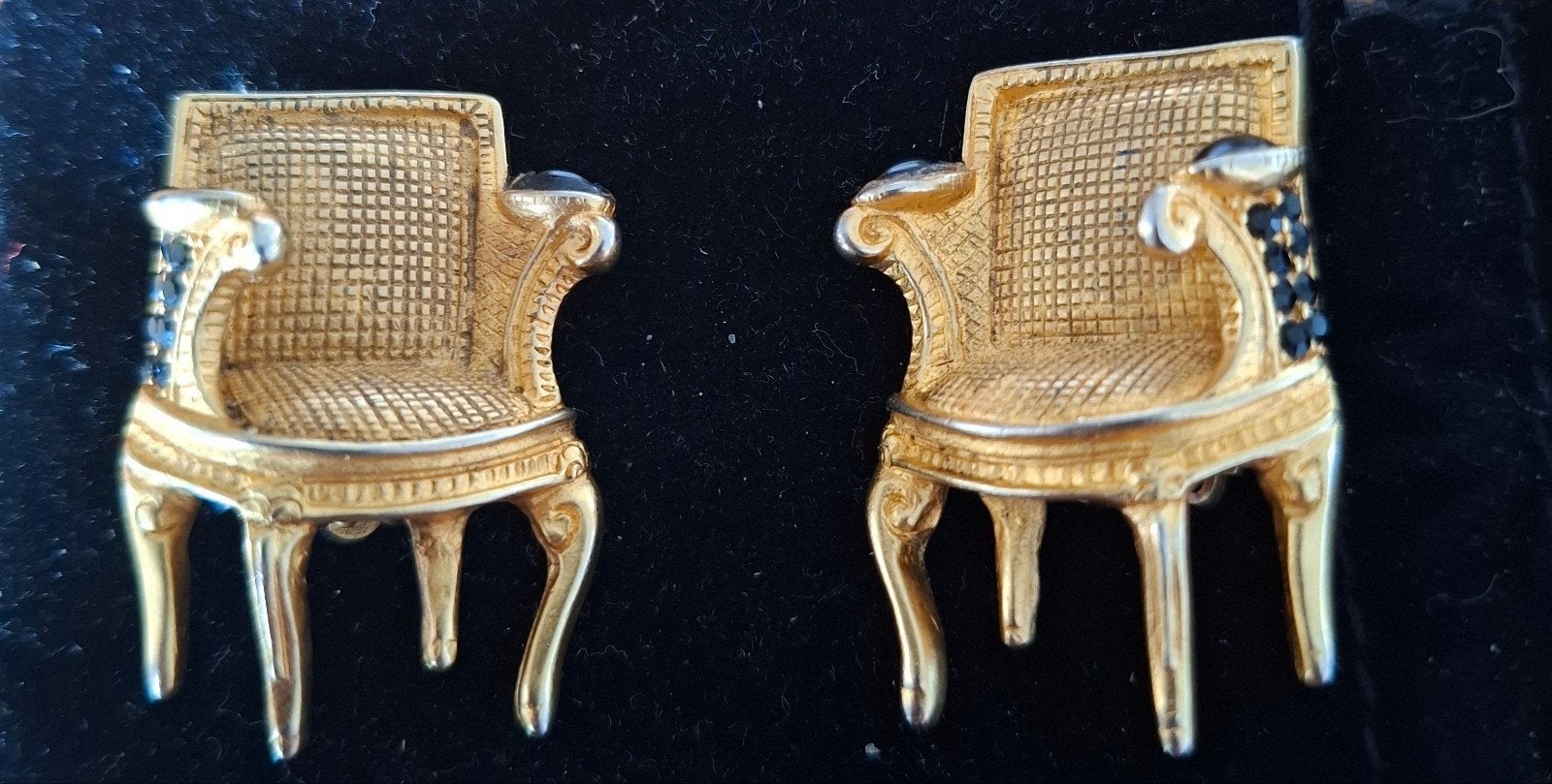 Karl Lagerfeld vintage clip-on oorbellen uit de jaren '80., Ophalen of Verzenden, Gebruikt, Zwart, Overige materialen