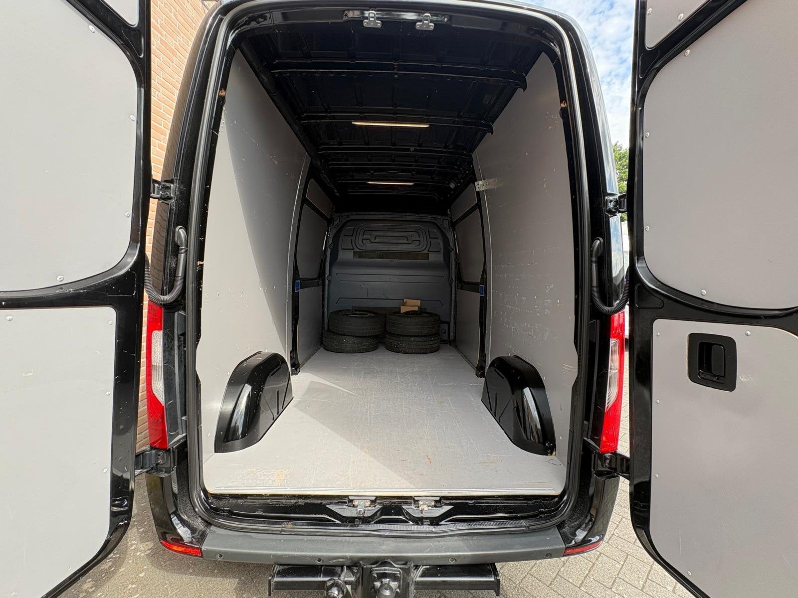 Mercedes-Benz Sprinter 211CDI L2H2 9G-Tronic / Distronic / M, Stof, Gebruikt, 4 cilinders, 116 pk