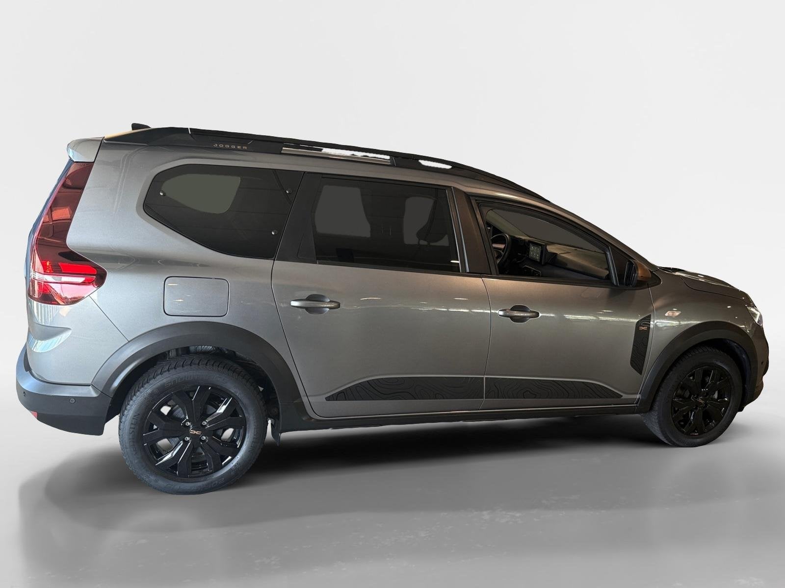 Dacia Jogger 1.6 Hybrid 140 Extreme 7p. *Automaat*Navi+Camer, Auto's, Dacia, 12 maanden, Gebruikt, 4 cilinders, 7 stoelen