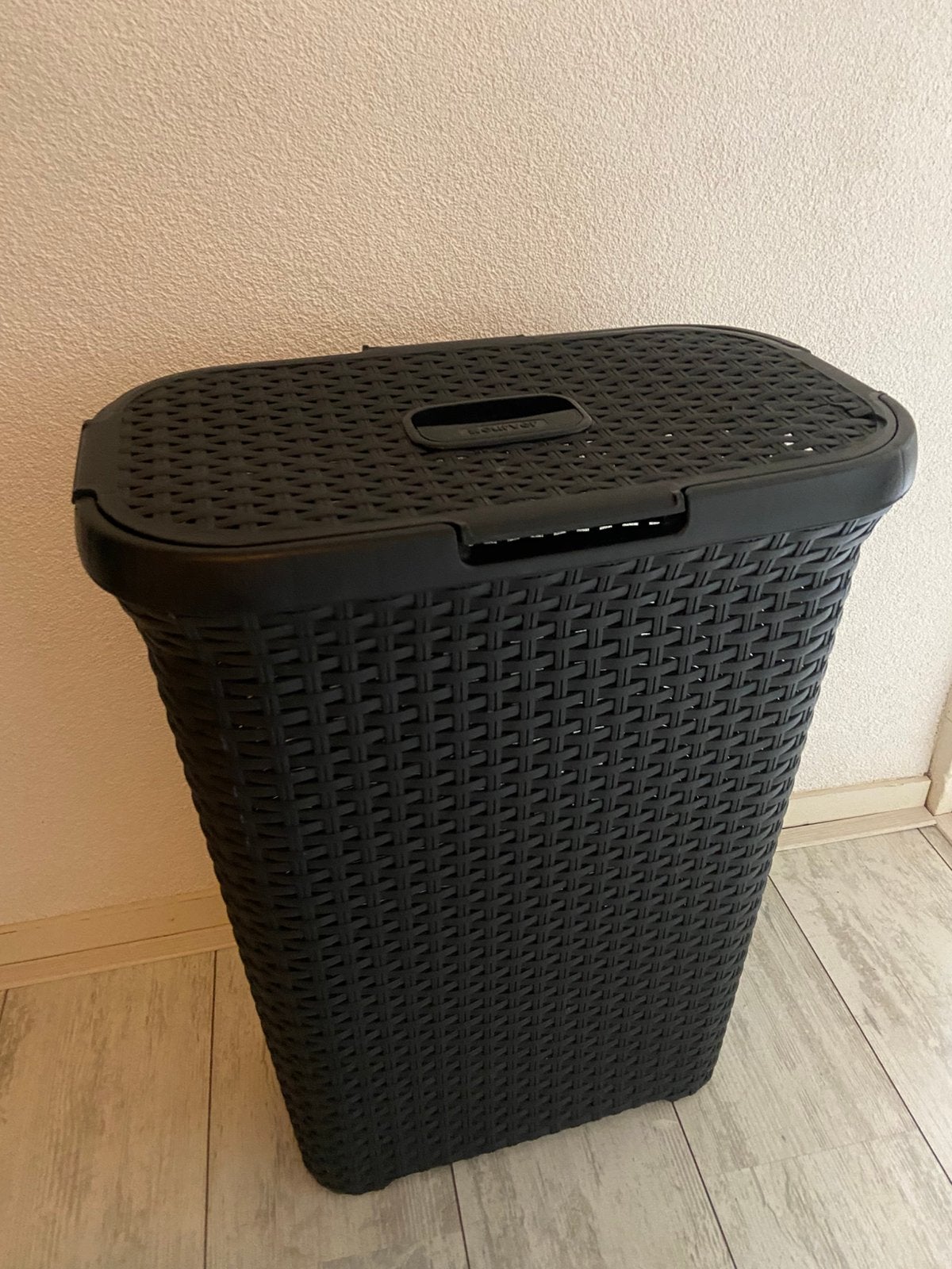 Wasmand Curver, Ophalen, Gebruikt