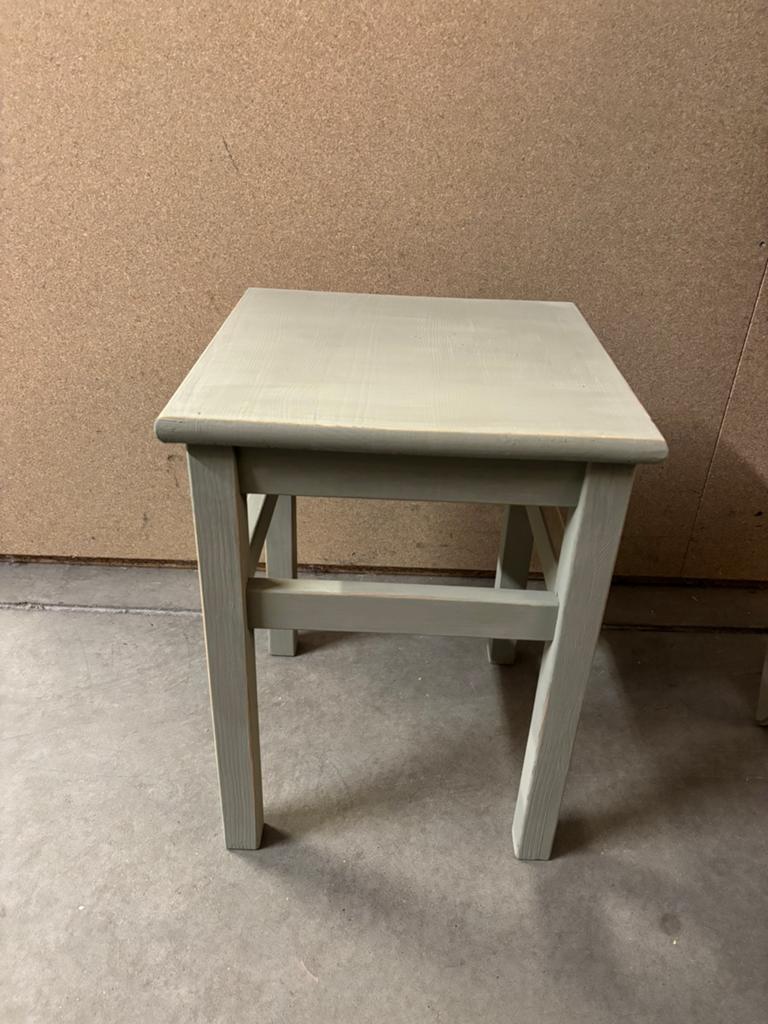 Brocante houten kruk / krukje, Studio Larilo, Zo goed als nieuw, Hout, Sportstraat 6 Kerkrade