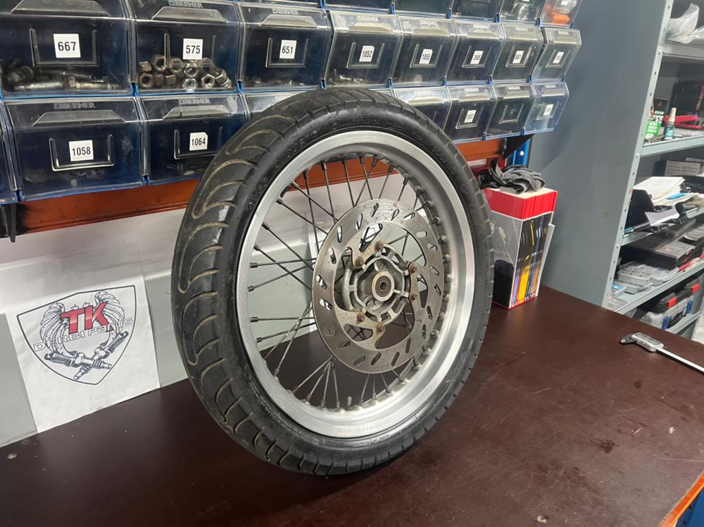 Derbi senda voorvelg 12mm, Derbi, Overige typen, Ophalen of Verzenden, 12mm voorvelg