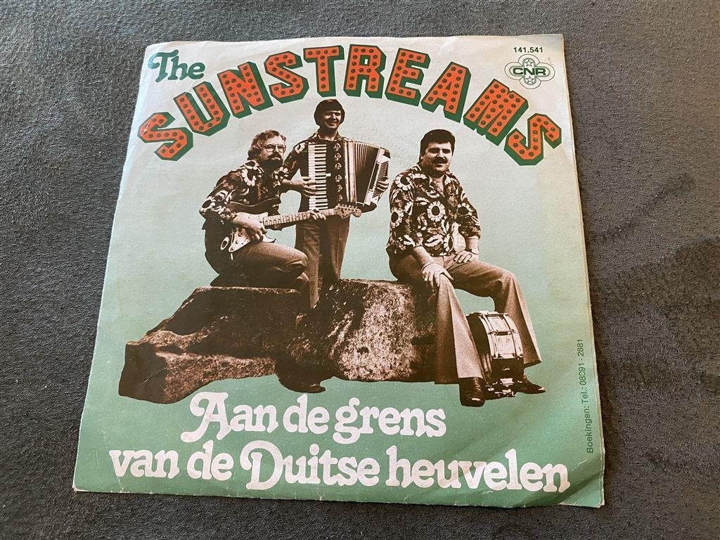 The sunstreams aan de grens van de duitse heuvelen [393], Verzenden, Zo goed als nieuw
