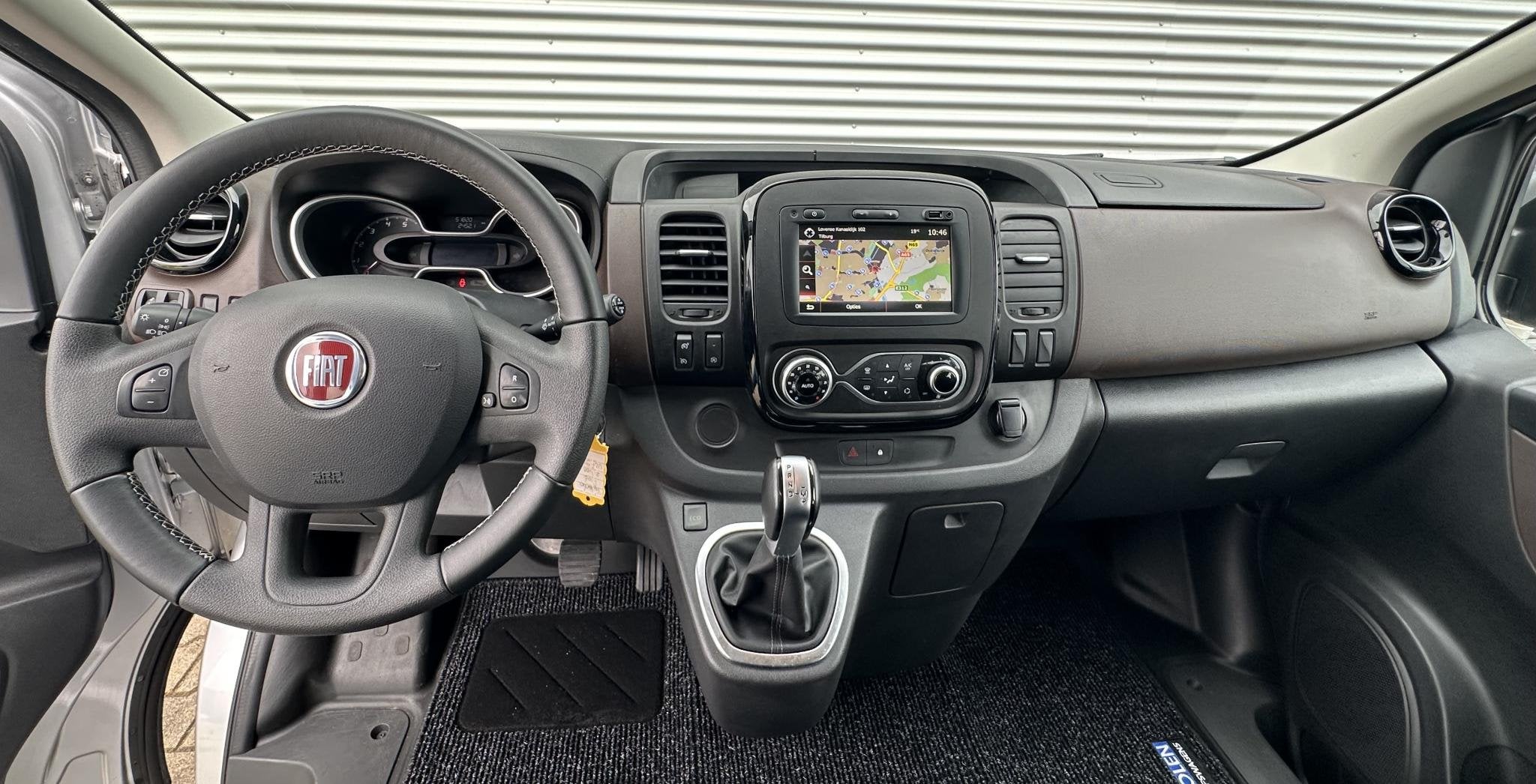 Fiat Talento 2.0 automaat L2 DC Dubbele cabine MARGE btw vri, Auto's, 145 pk, Stof, Gebruikt, 4 cilinders