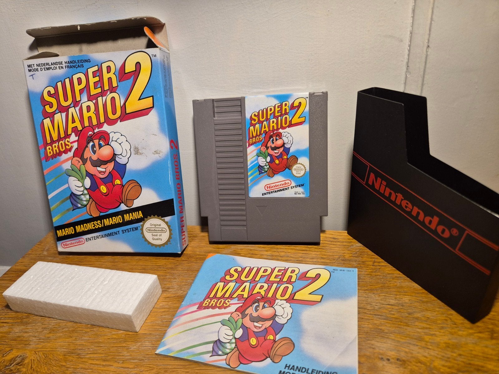 Super Mario Bros 2 cib NES, Spelcomputers en Games, 1 speler, Ophalen of Verzenden, Zo goed als nieuw, Vanaf 3 jaar