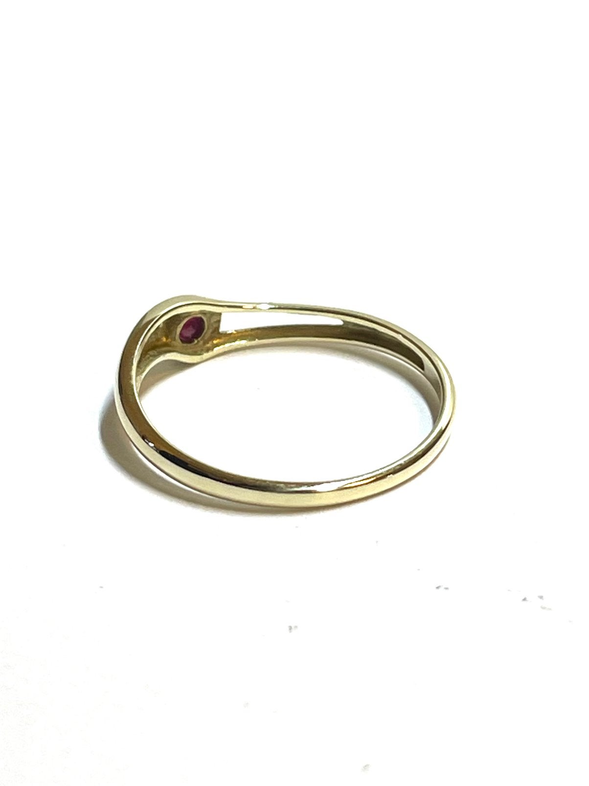 8k gouden ring met een robijn, -, -, Ophalen of Verzenden, Zo goed als nieuw