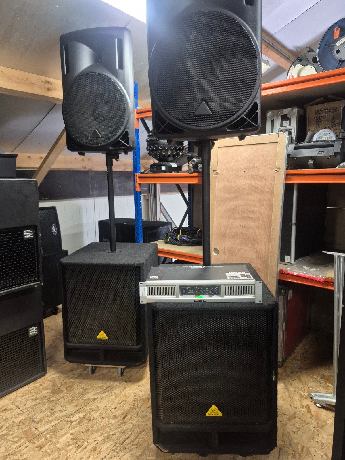 Geluidsset 2.2 Behringer B215XL + VP1800S + QSC GX5, Ophalen, Overige merken