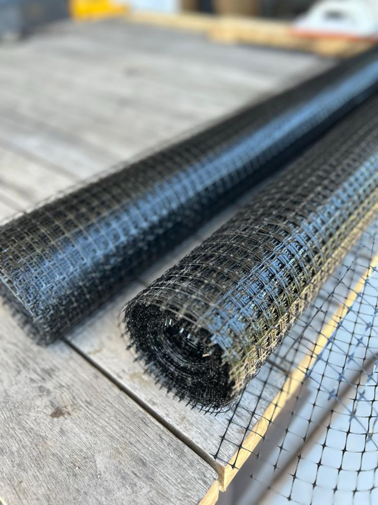 Twee rollen mollen gaas 150cm breed, Tuin en Terras, Ophalen, Zo goed als nieuw, 20 meter of meer, Gaas