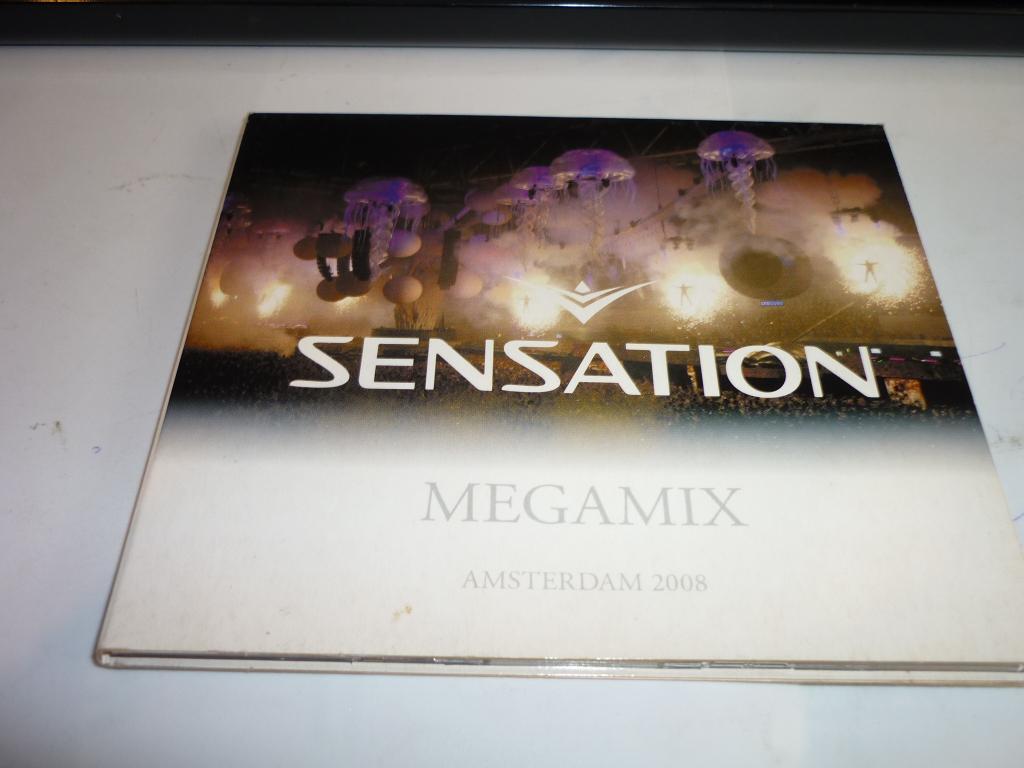 Sensation de cd megamix amsterdam 2008, Cd's en Dvd's, Cd's | Dance en House, Verzenden, Zo goed als nieuw