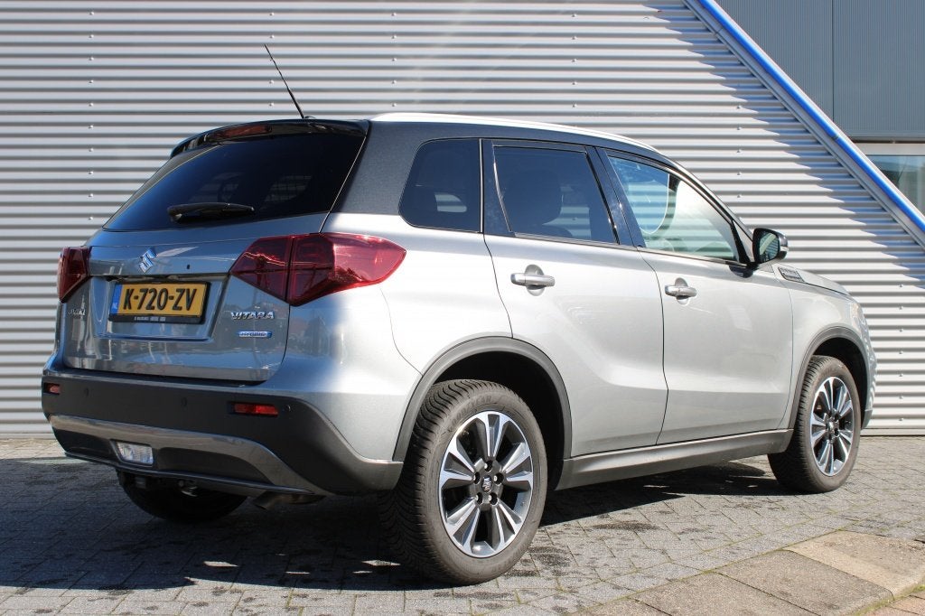 Suzuki Vitara 1.4 Boosterjet Style Automaat SmartHybrid | Tr, Auto's, Gebruikt, 4 cilinders, 129 pk, Leder en Stof