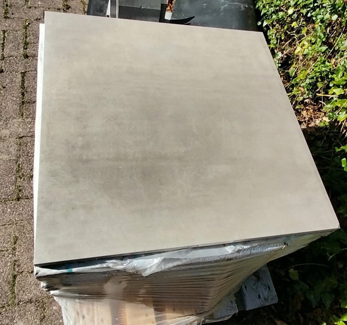 Nieuwe terrastegels sollostone beton taupe, Ophalen, Keramiek, Nieuw, 5 tot 10 m²