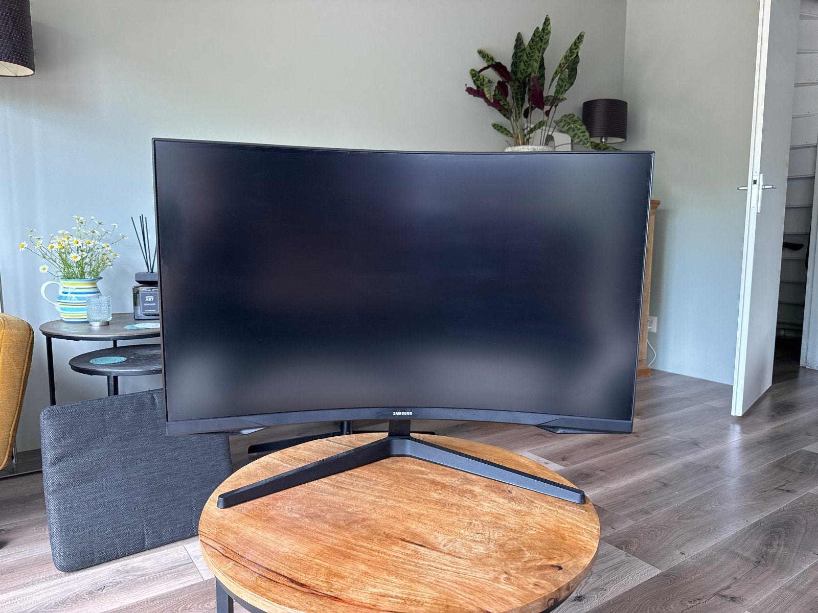 Samsung Curved Monitor 32 inch - met gratis HDMI kabel, Computers en Software, Monitoren, 101 t/m 150 Hz, Curved, VA, Zo goed als nieuw
