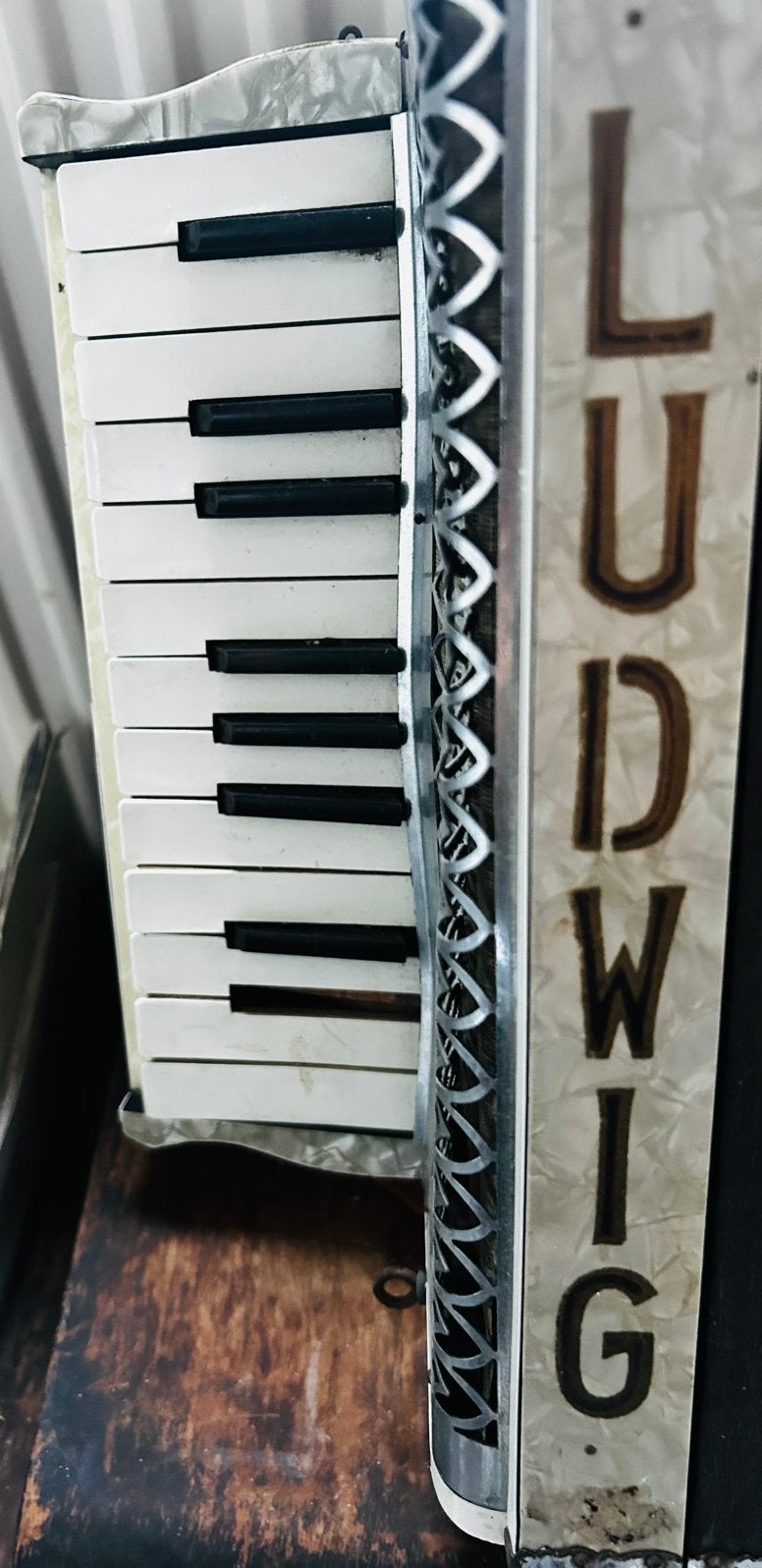 Accordion vintage metk Ludwig, Gebruikt, Met riemen, Toetsaccordeon, Ophalen