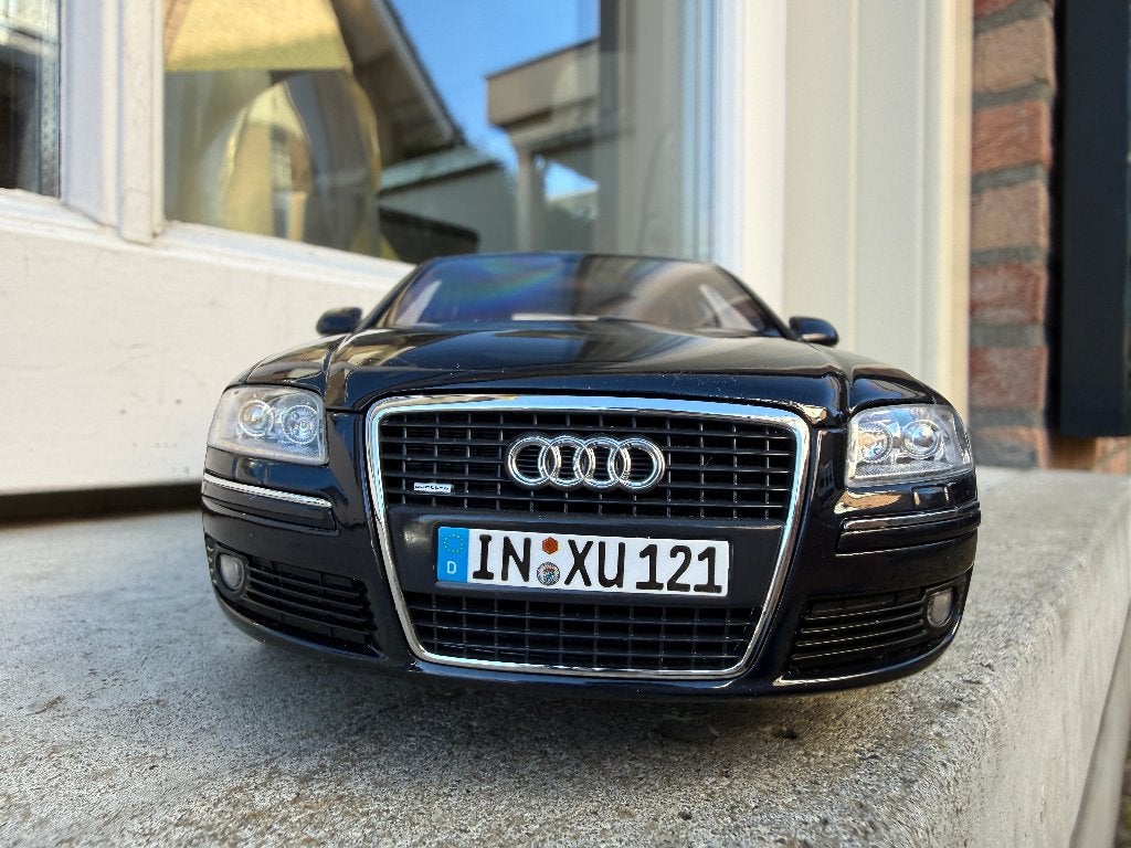 1:18 Audi A8 4.2 TDI Nachtblauw 2005 Kyosho 501.05.081.25, Kyosho, Auto, Ophalen of Verzenden, Zo goed als nieuw