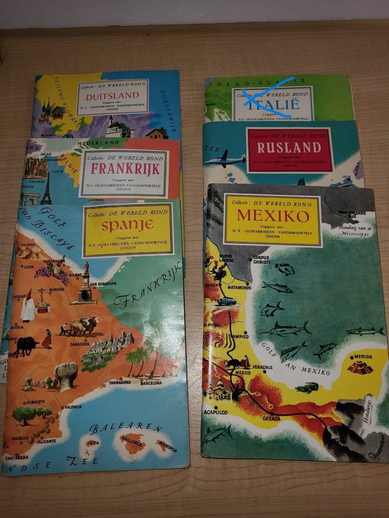 boeken de wereld rond ....., Ophalen of Verzenden, Zo goed als nieuw