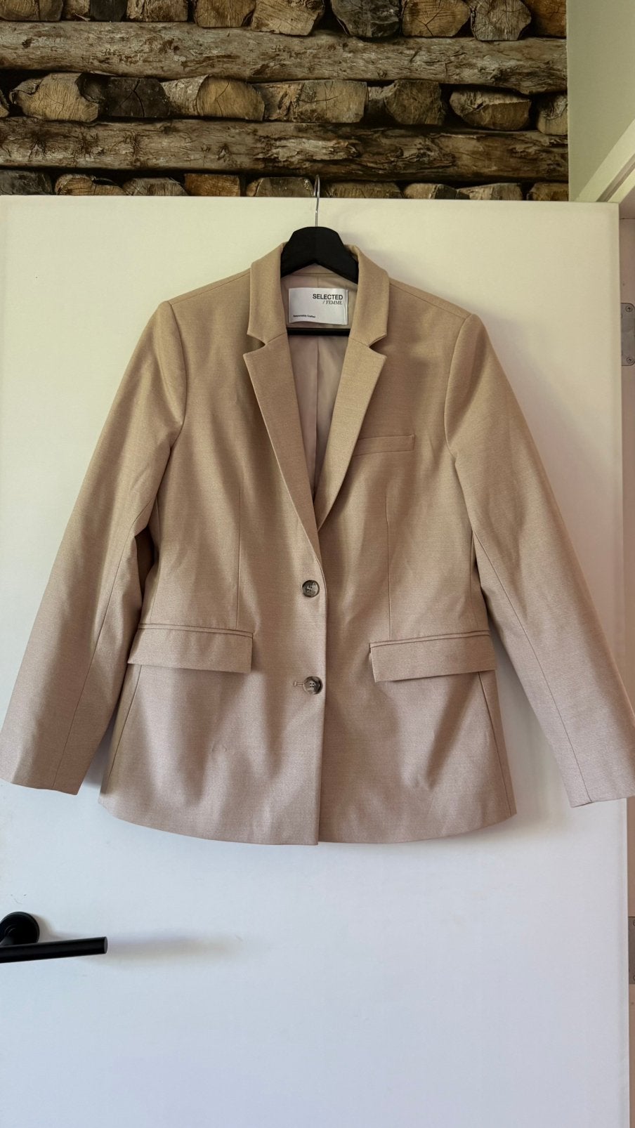 Nieuw beige blazer maat 36 Selected Femme, Kleding | Dames, Beige, Nieuw, Ophalen of Verzenden, Jasje