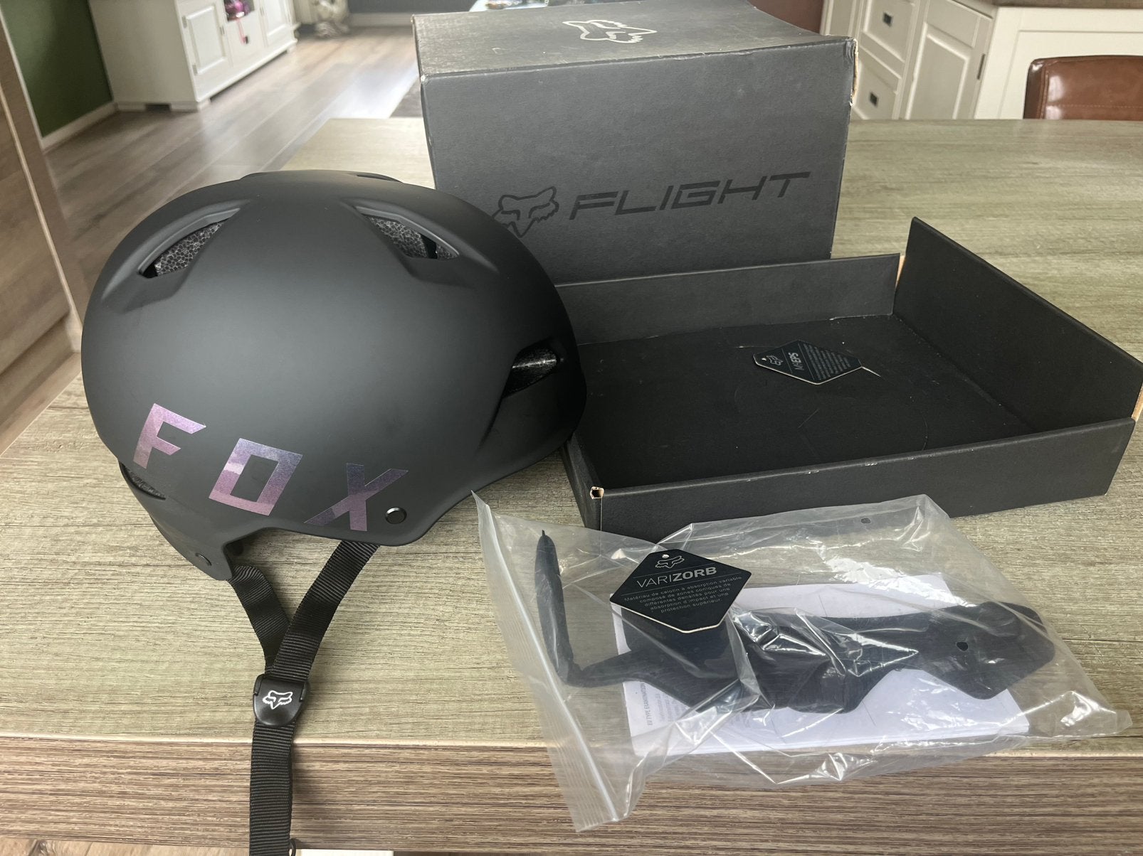 Nieuwe Fox Helm  ( fietshelm bmx skate), Ophalen, Nieuw, L, Heer of Dame