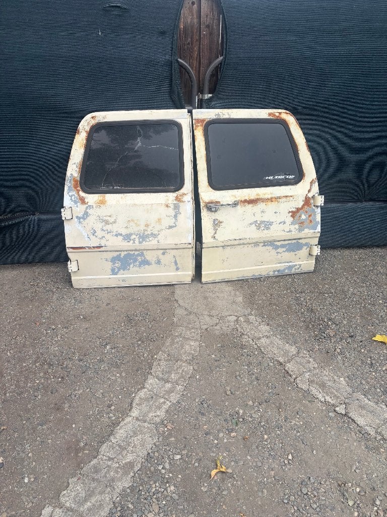 Te koop: 1973-1987 Chevrolet Suburban barndoors., Ophalen, Gebruikt, Chevrolet