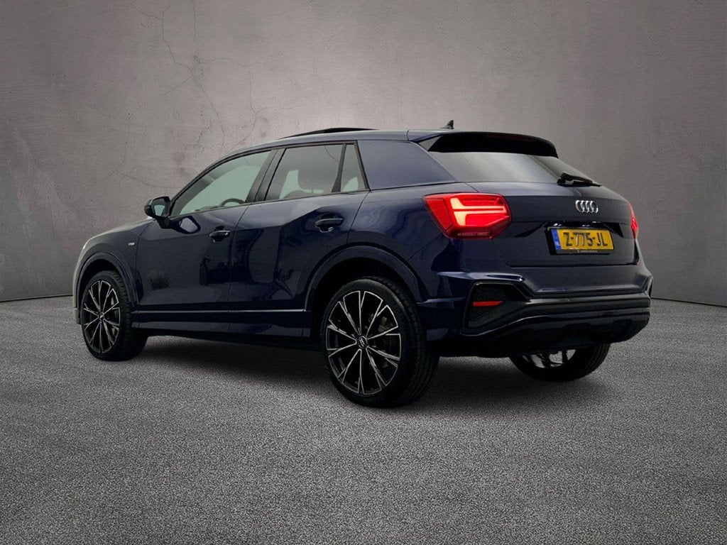 Audi Q2 35 TFSI 150PK S Edition | Panoramadak | Achteruitrij, Auto's, Audi, 4 cilinders, 150 pk, Blauw, Leder en Stof