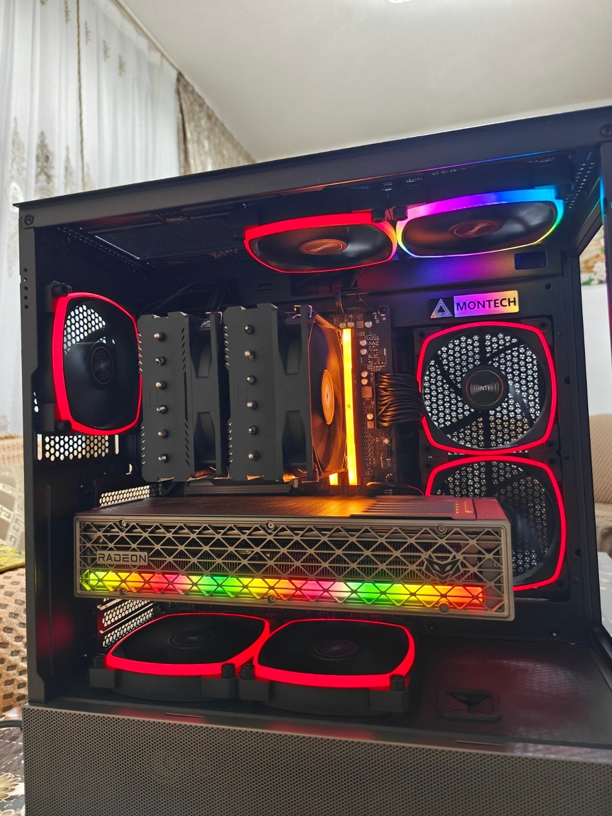 Gaming PC: RYZEN 7 7800X3D / 32GB DDR5 / RX 9070 XT, Ophalen, Zo goed als nieuw, Gaming, SSD