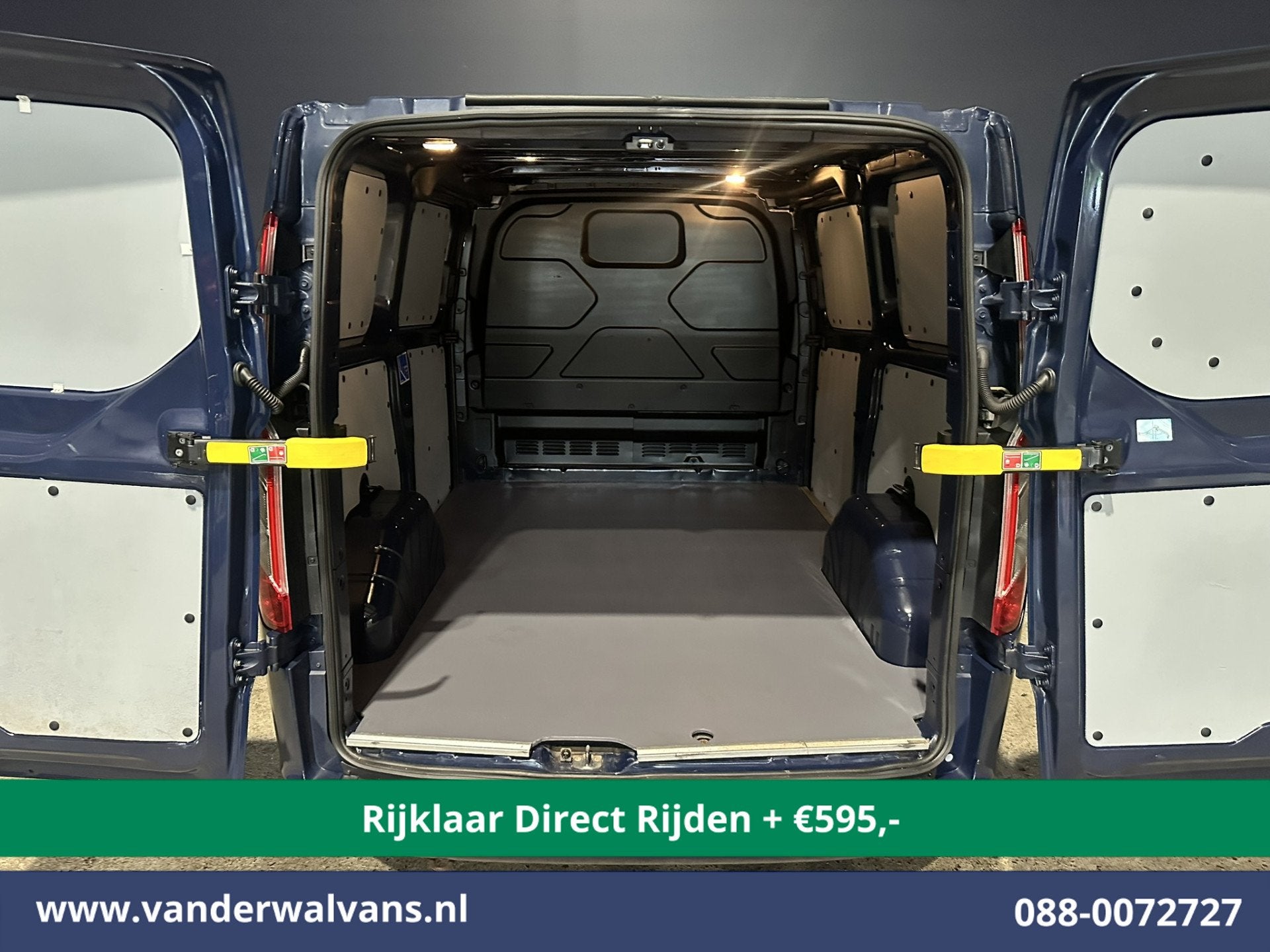 Foto 3 van Ford Transit Custom 2.0 TDCI 131pk Automaat L1H1 Euro6 *Rijk