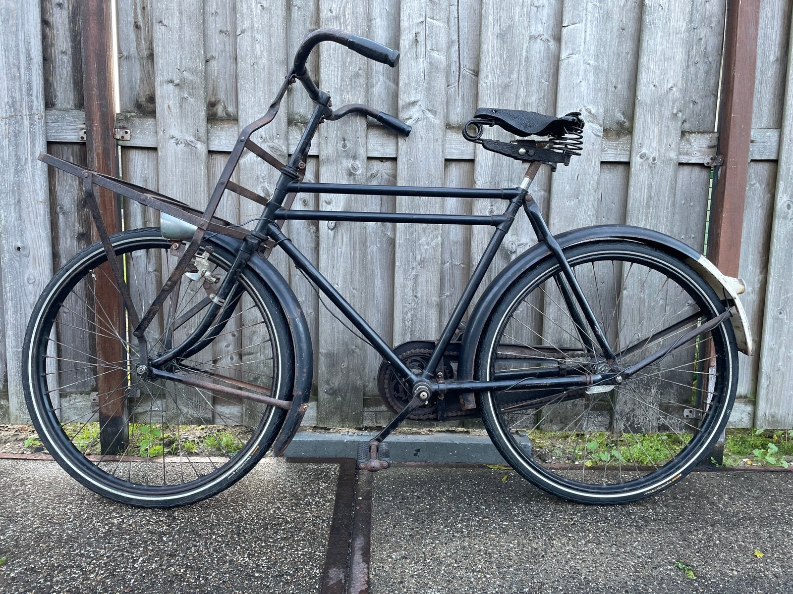 AUTHENTIEKE OLDTIMER GAZELLE TRANSPORTFIETS , BOUWJAAR 1962, Fietsen en Brommers, 55 tot 59 cm, Ophalen, Terugtraprem, Jaren '60 of nieuwer