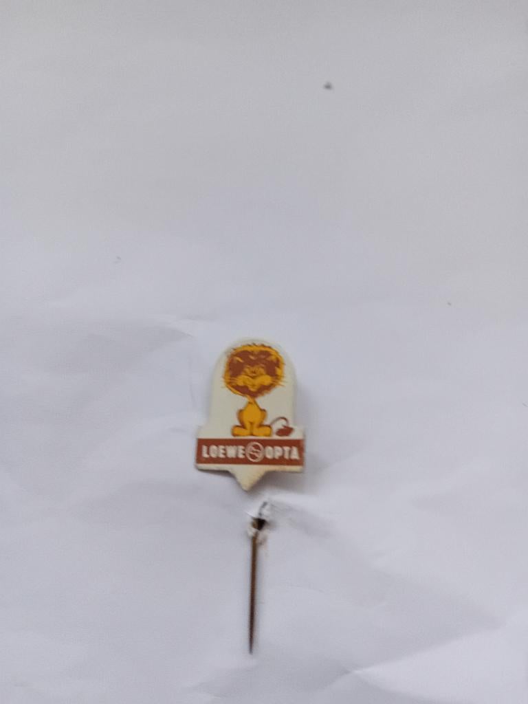 Pin - Loewe Opta, Ophalen of Verzenden, Zo goed als nieuw, Merk, Speldje of Pin