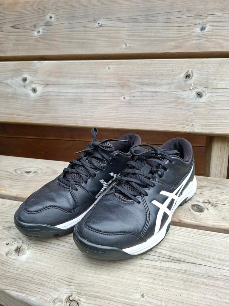 ASICS Veldschoenen Zwart Maat 40 - Weinig Gedragen, Ophalen of Verzenden, Zo goed als nieuw
