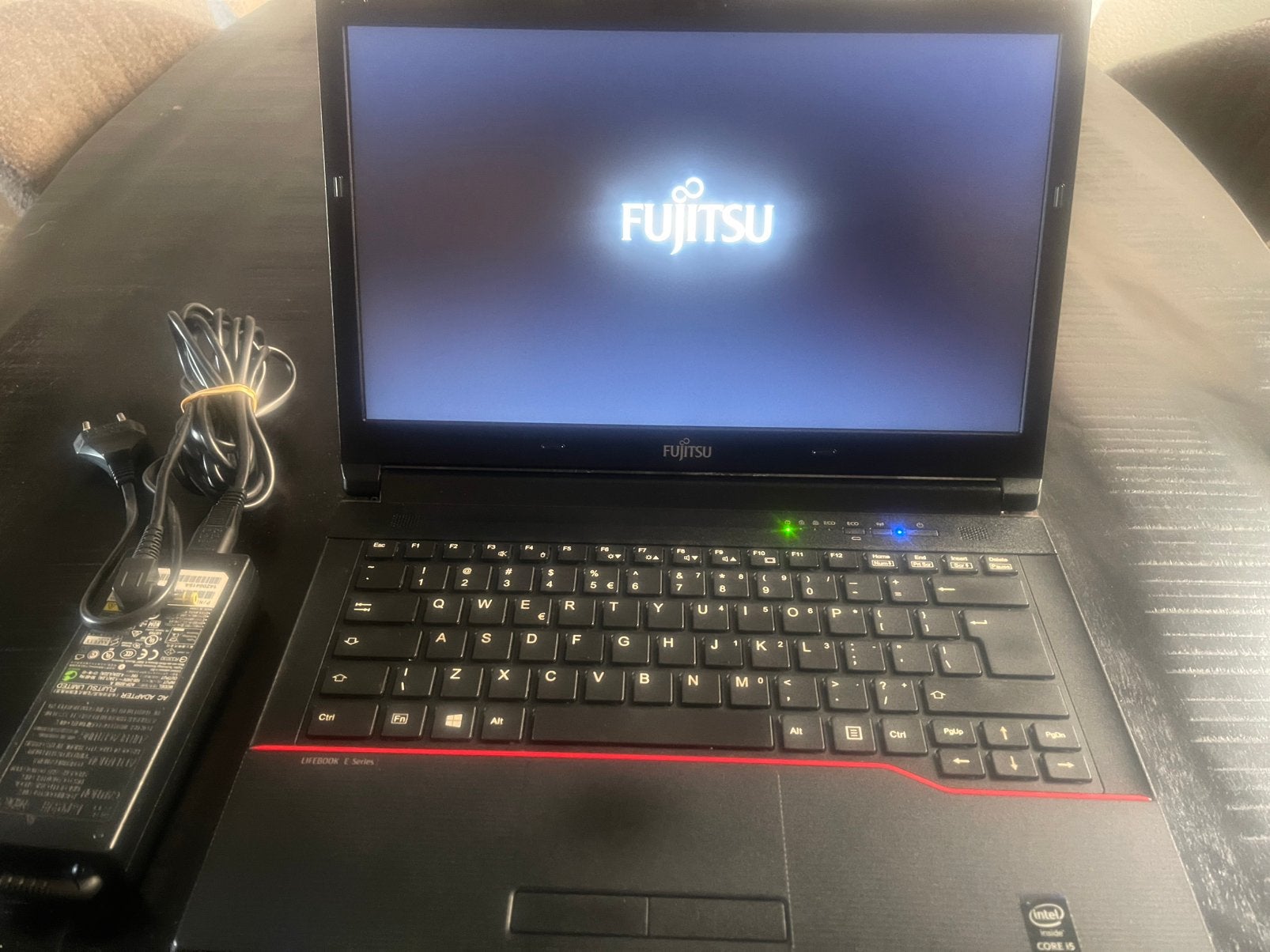 Fujitsu i5 life-book E544 met oplader en schone Windows 11, Computers en Software, Windows Laptops, Zo goed als nieuw, 14 inch