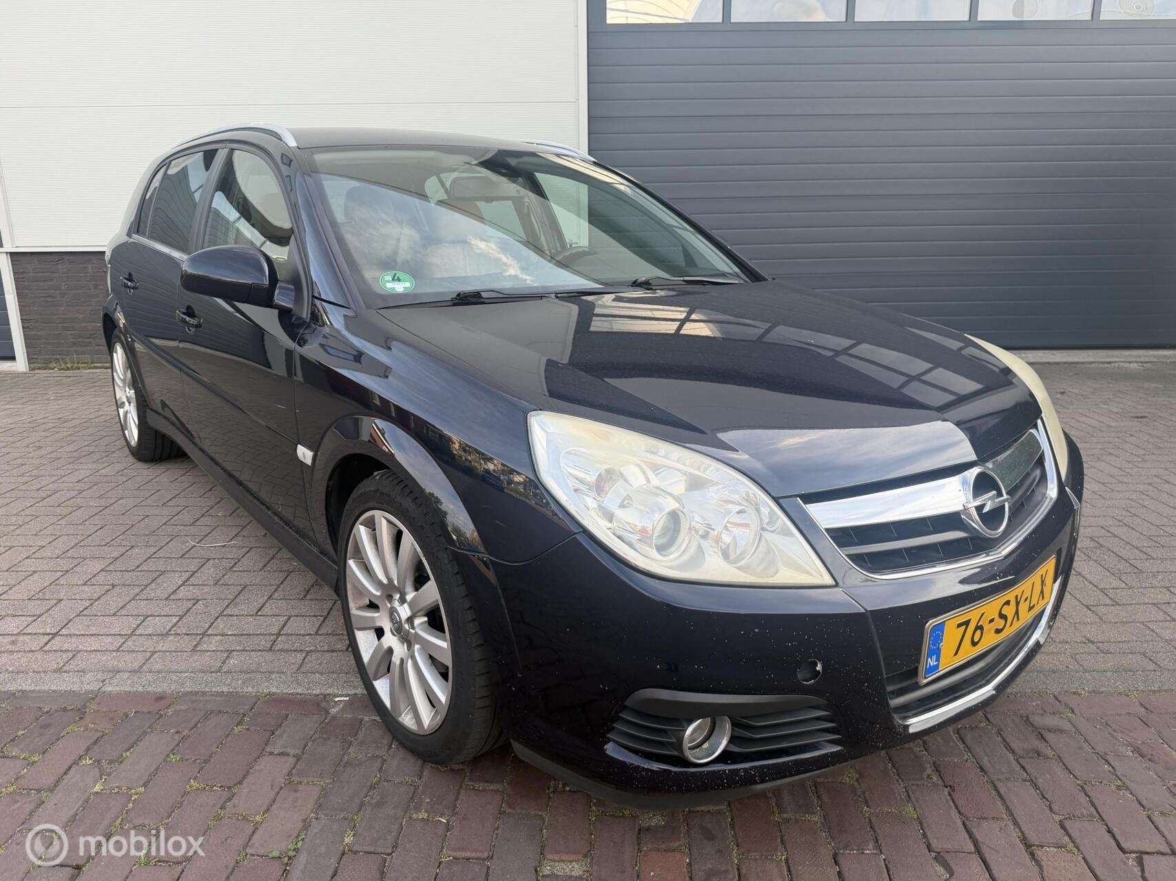 Opel Signum 2.2-16V Cosmo/ AUTOMAAT / NAVI, Auto's, Gebruikt, 4 cilinders, Blauw, Bedrijf