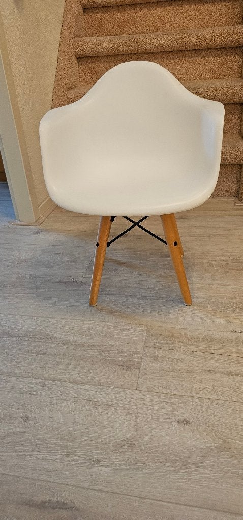 kinder stoeltje, Kinderen en Baby's, Kinderkamer | Tafels en Stoelen, Ophalen, Zo goed als nieuw, Stoel(en)