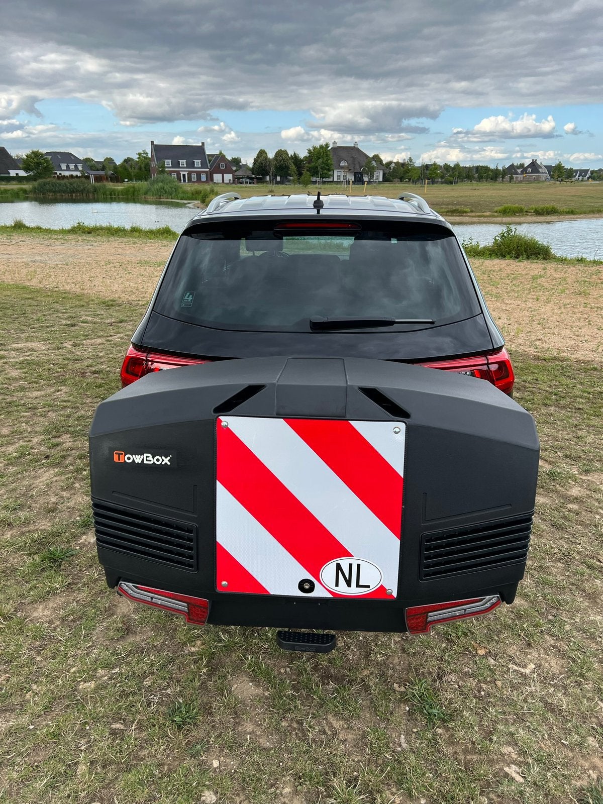 Towbox V3 grootste versie 400 liter Trekhaakbox € 7,50/dag, Auto diversen, Ophalen