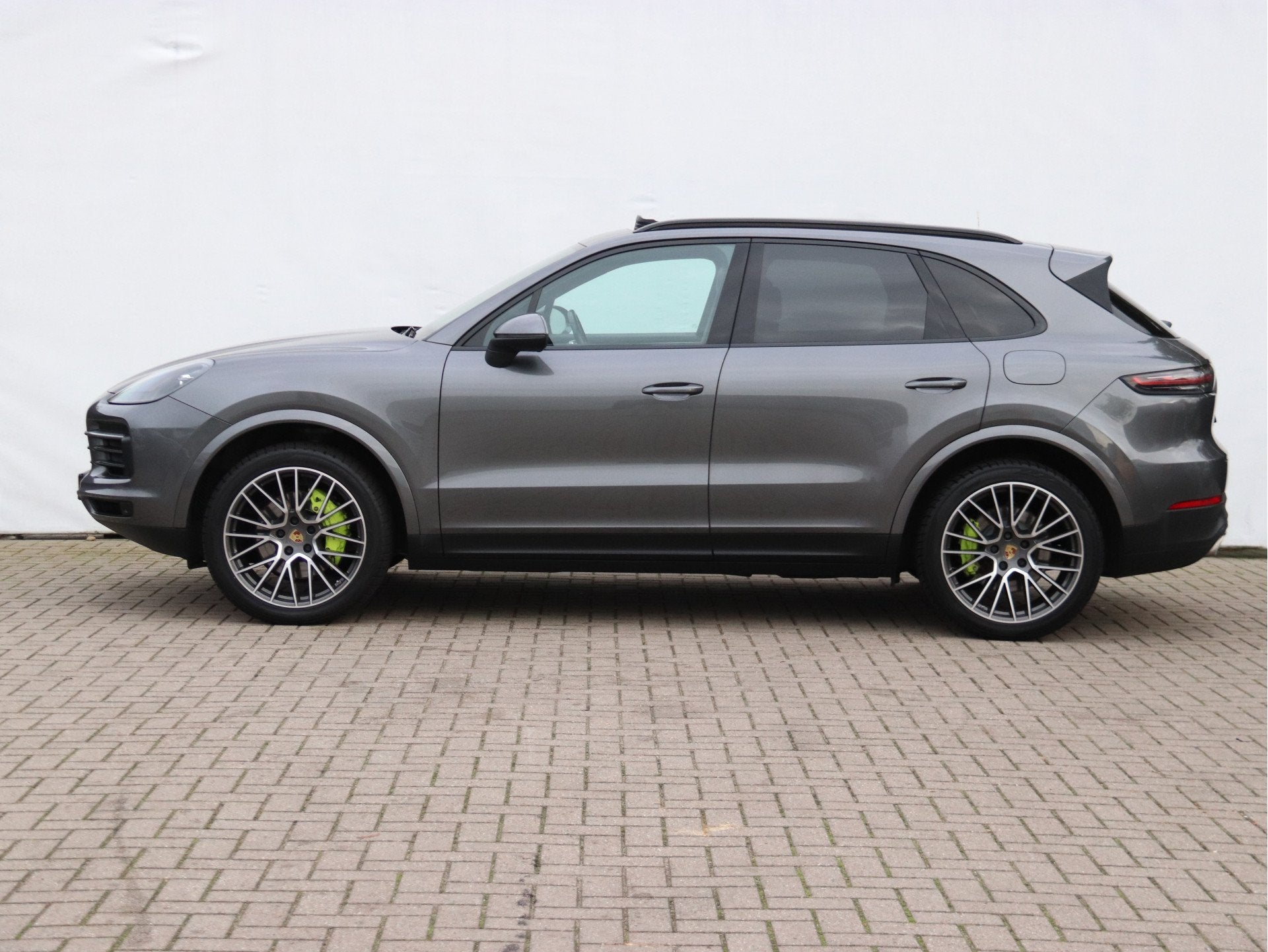 Porsche Cayenne 3.0 E-Hybrid PANORAMADAK / BOSE / LUCHTVERIN, Auto's, Automaat, Cayenne, Gebruikt, Leder
