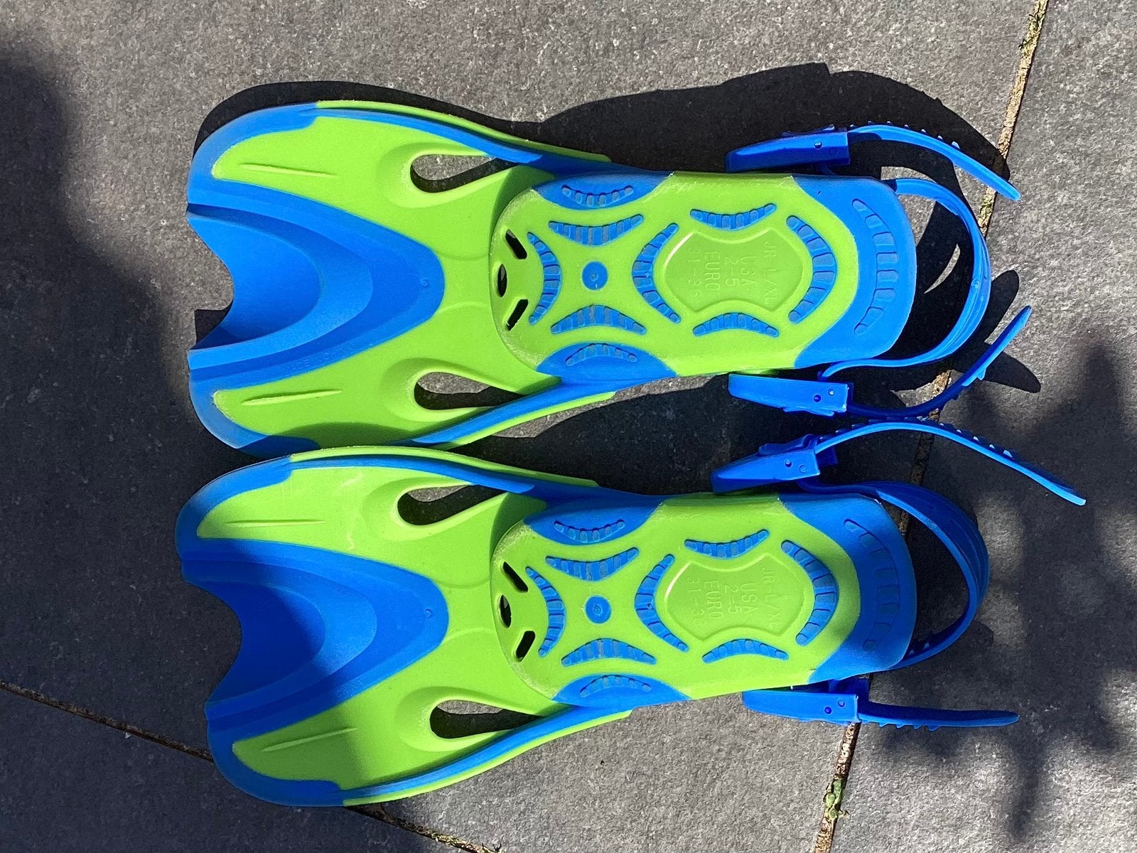 Flippers maat 31-36 voor kids, Watersport en Boten, Ophalen of Verzenden, Zo goed als nieuw, Snorkelvinnen