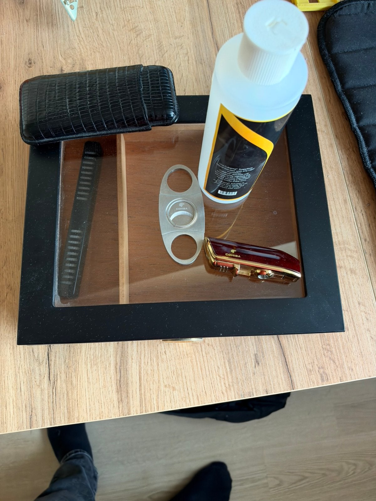 Humidor en accessoires, Ophalen, Zo goed als nieuw, Tabaksdoos of Verpakking