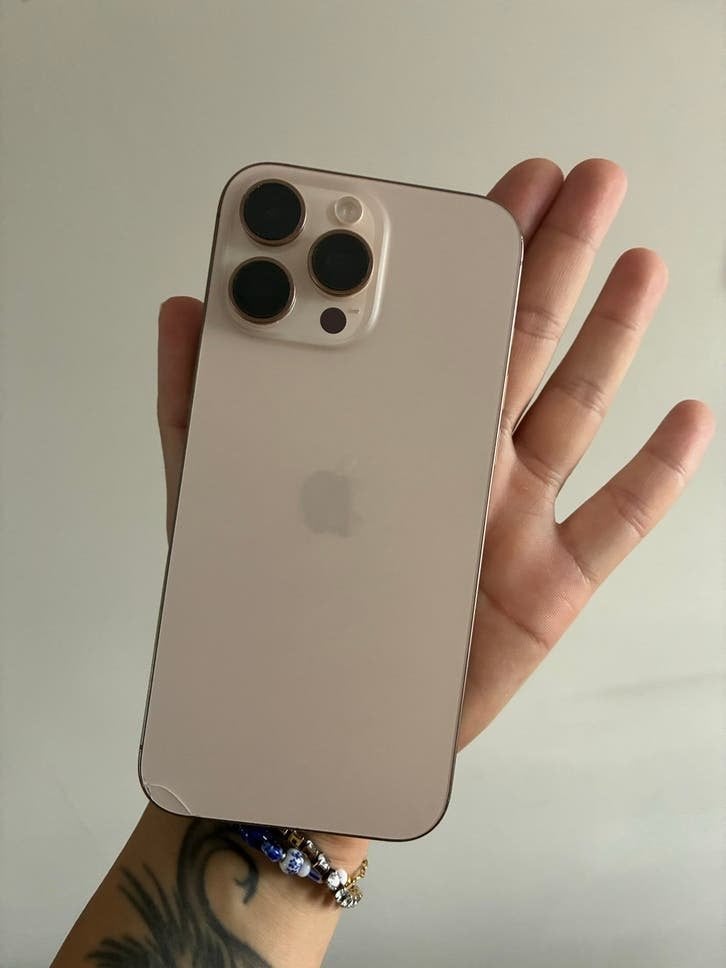 iPhone 16 Pro Max 256GB Goud - Lichte schade, Gebruikt, IPhone 16 Pro Max, Zonder simlock, Zonder abonnement