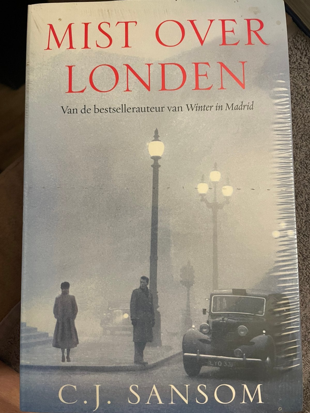 Mist over London, C.J. Sansom, Ophalen of Verzenden, Zo goed als nieuw