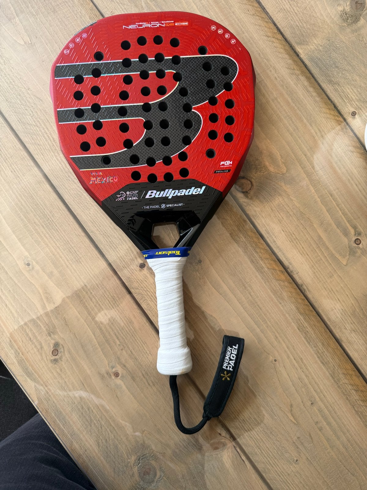 Bullpadel Neuron 02 Edge Mexico Edition 26  Padelracket, Sport en Fitness, Ophalen, Zo goed als nieuw