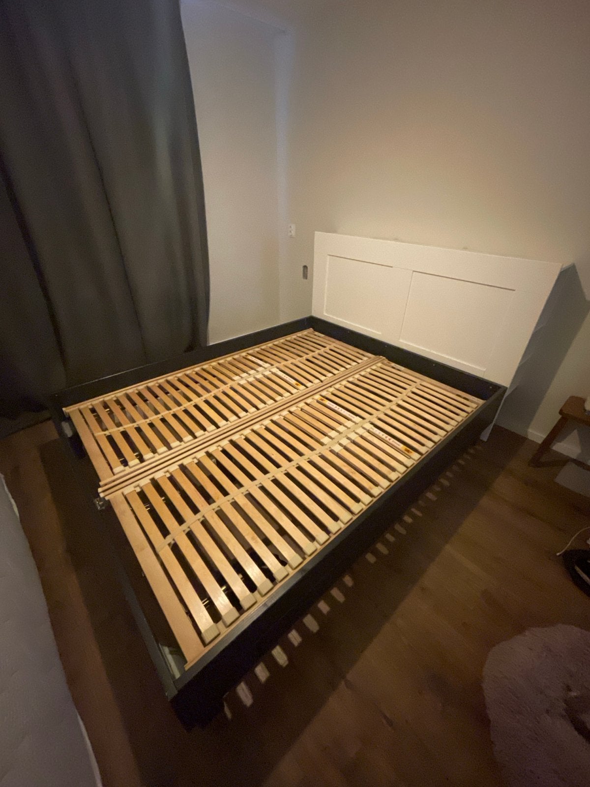 Bed 160x200 en een ikea brimnes hoofdsteun, Ophalen, Gebruikt, Wit, Tweepersoons