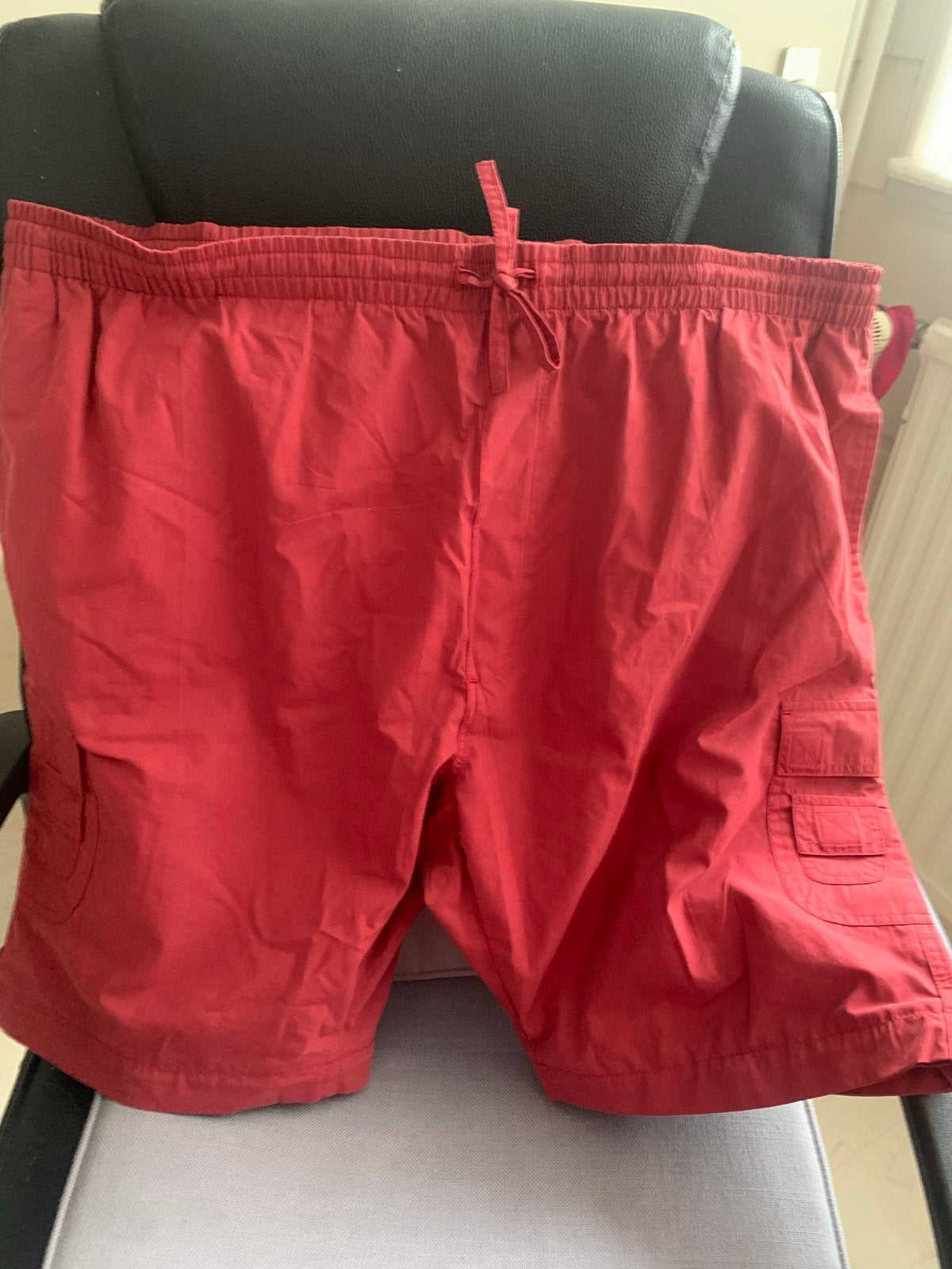 Heren XXL Rode Korte Broek als nieuw, Ophalen, Zo goed als nieuw, Maat 56/58 (XL), Rood