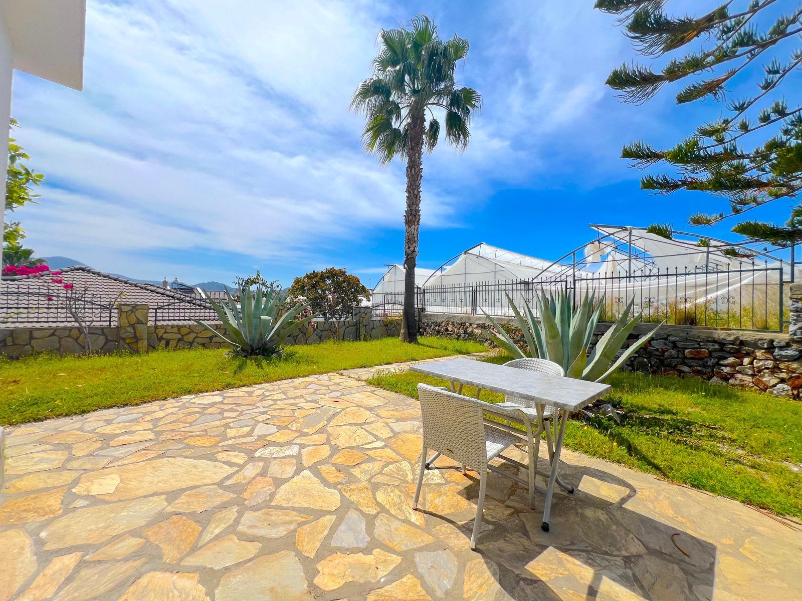Grote luxe villa, Eén persoon, 3 overnachtingen of meer