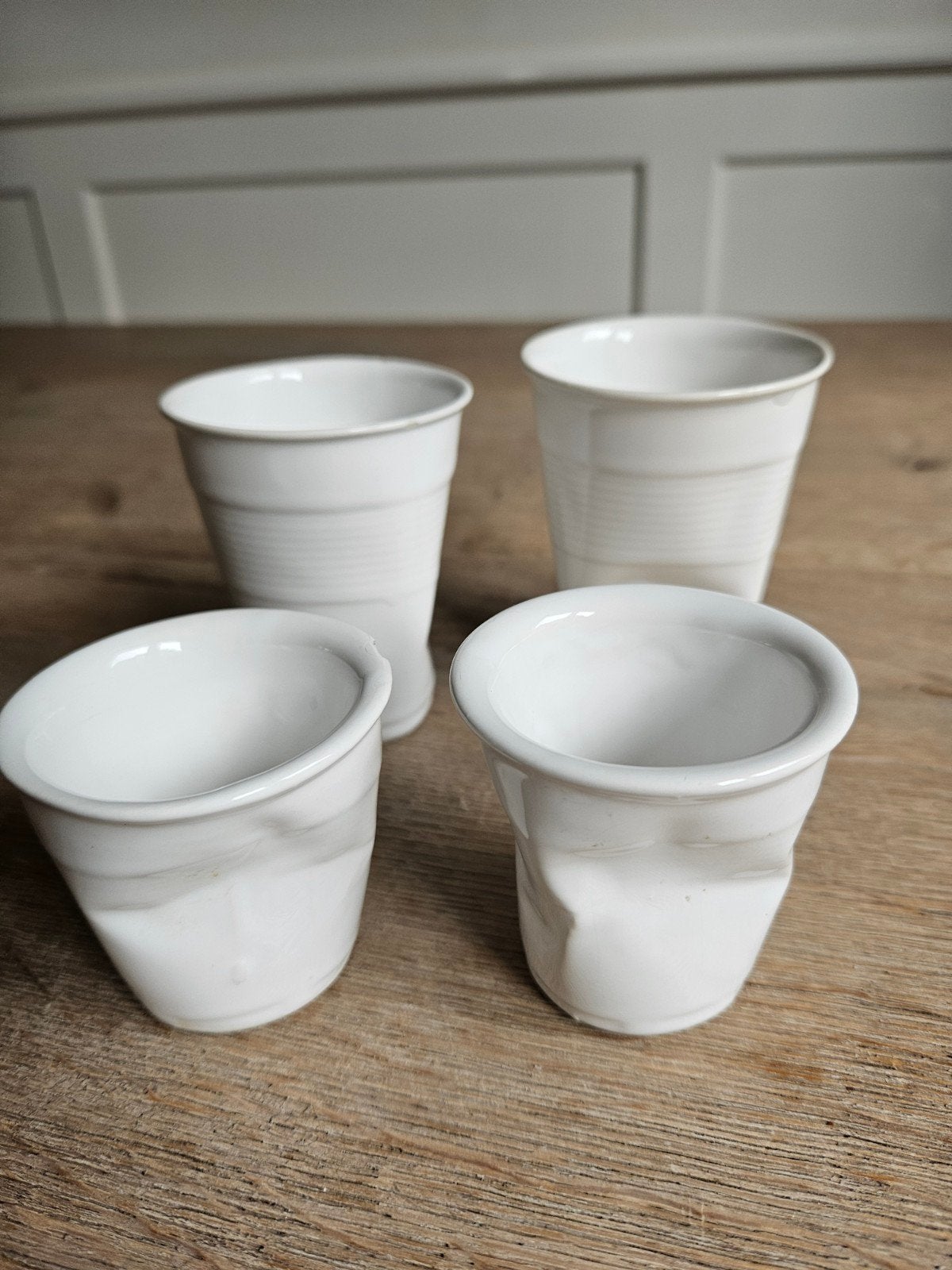 4x Revol Froissés kopjes: 2x espresso, 2x koffie, Huis en Inrichting, Ophalen, Gebruikt, Overige merken, Modern