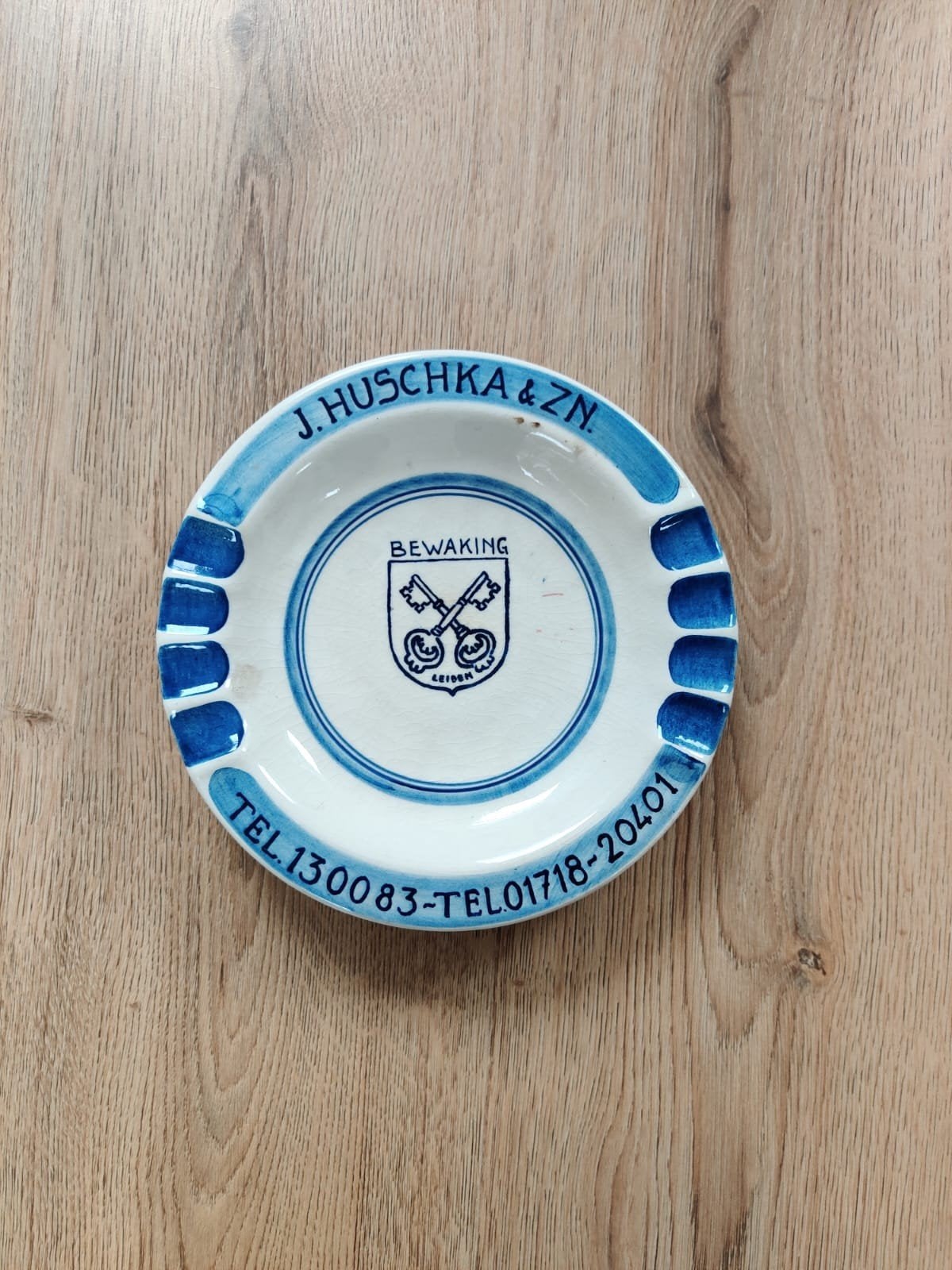 Asbak van de Leische fles, Ophalen