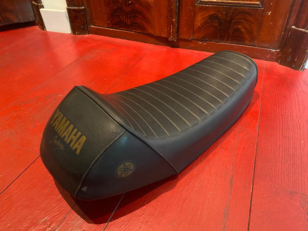 Sportieve buddyseat yamaha Sr500, Ophalen of Verzenden, Gebruikt