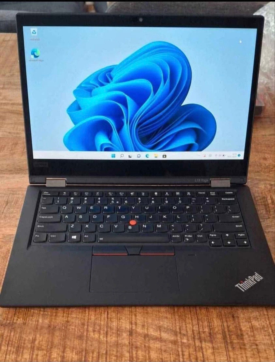 Lenovo Yoga L390 i5, 8GB RAM, 256GB SSD, Full HD Touchscreen, Computers en Software, Ophalen, Gebruikt, 2 tot 3 Ghz, 256GB