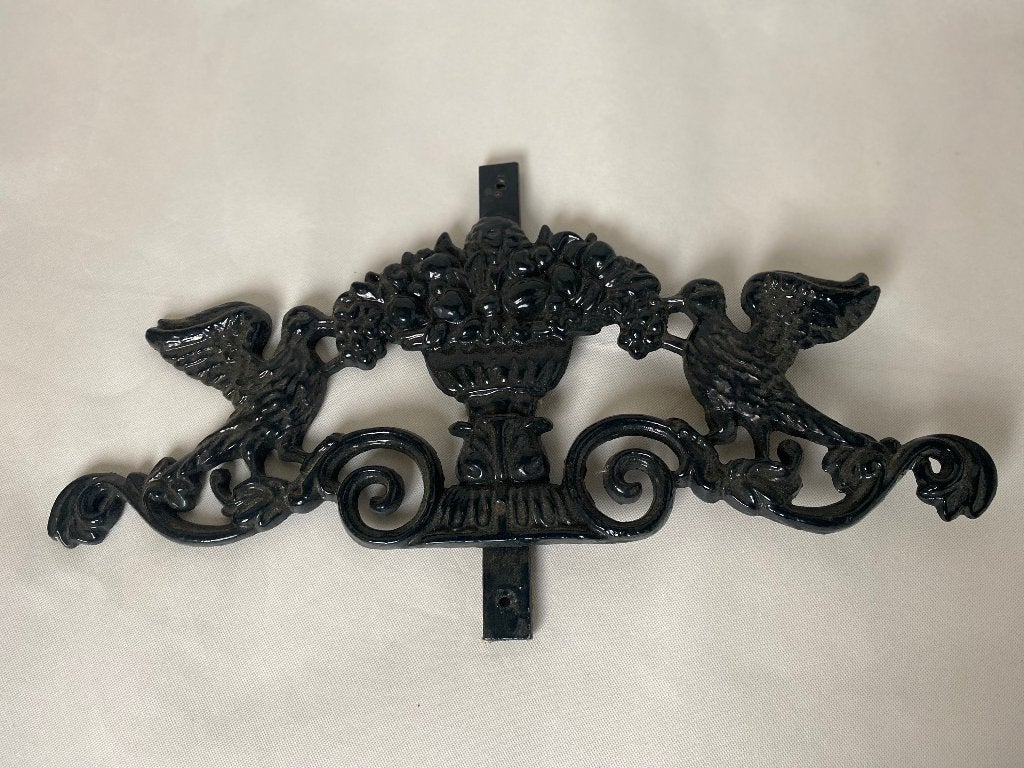 Gietijzeren ornament vruchtenmand & vogels, barok, Ophalen